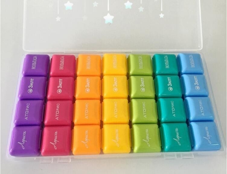 Customized logo Hot sales colorful plastic pill box,7 day pill box,192g vitamin box 9.5*6*3.5cm, Round Pill Box with Mir